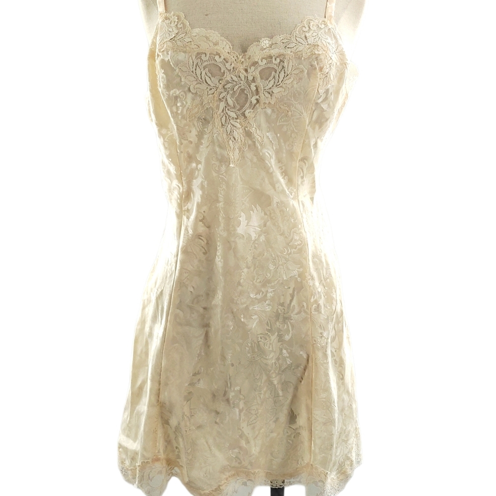Vintage 1980s Victoria Secret gold label bridal
